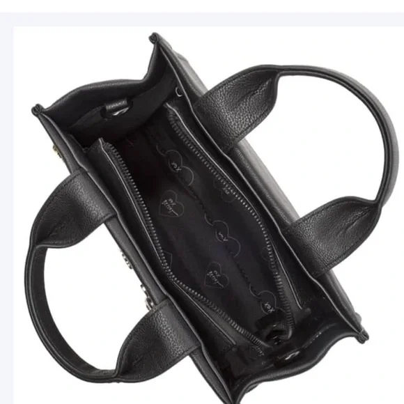 ❤️👄NWT-Betsey Johnson Nora Embossed Paris Charm Mini Tote👄❤️ - Picture 4 of 16